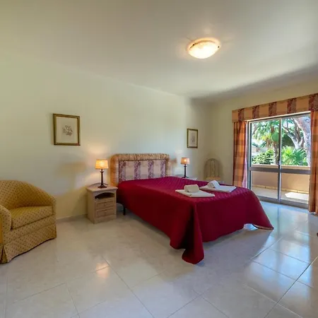 With Garden And Pool Vilamoura