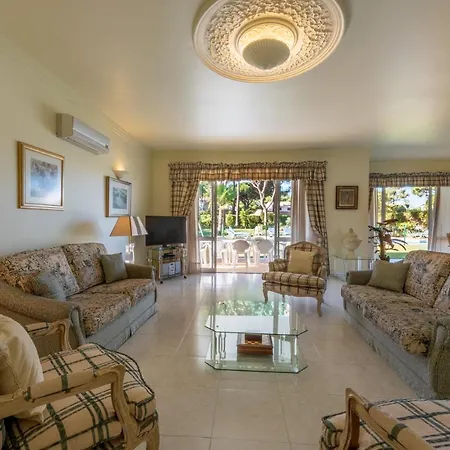 With Garden And Pool * Vilamoura