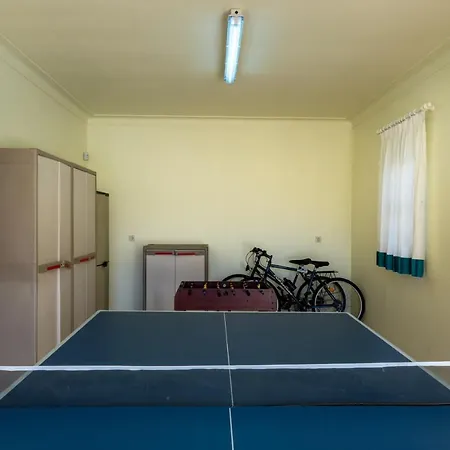 Vila With Garden And Pool Vilamoura