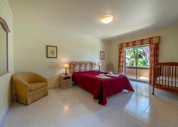 With Garden And Pool Vilamoura