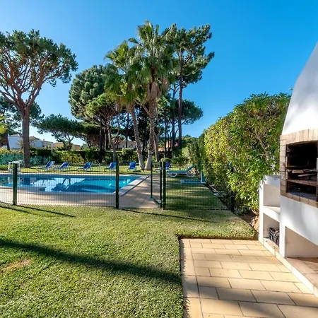 Villa With Garden And Pool